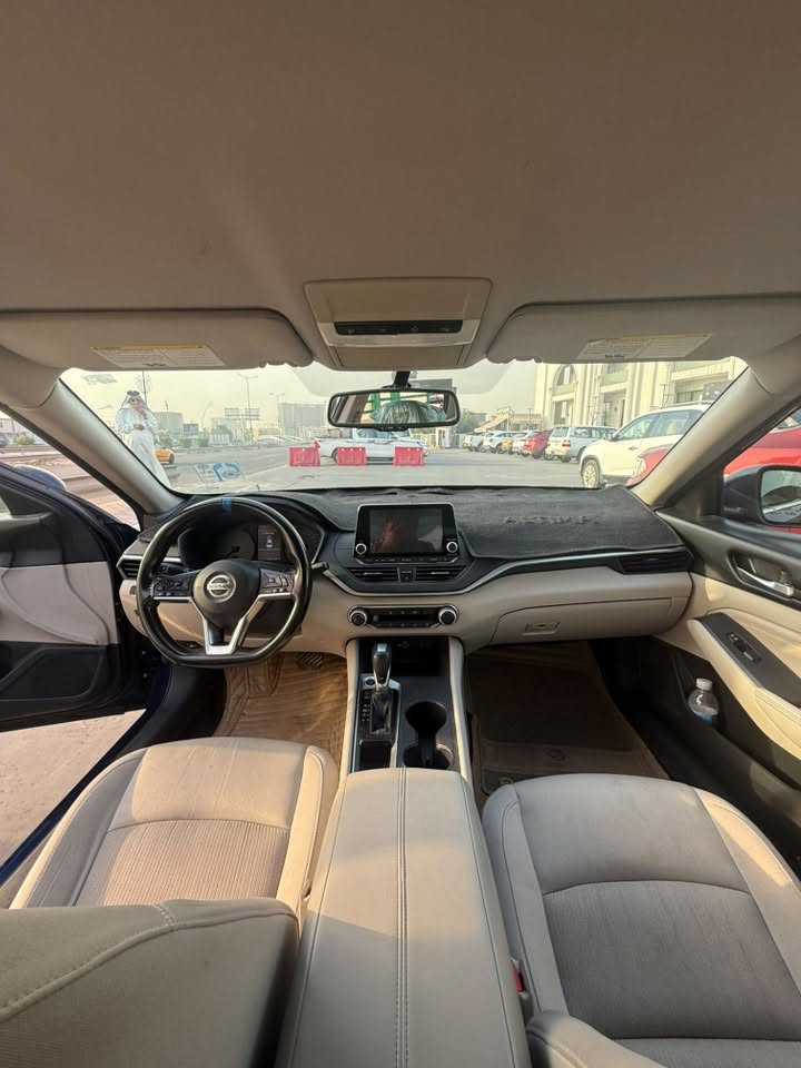 Nissan Altima 2019

نيسان التيما 2019 خليجي

سيارة نظيفه جداً وجاهزه 
بيها على البارد جاملغ الخلفي و الدوسه
مواصفات S
رقم مميز اربع ارقام
ماشية 113,357km

سعر ١٤٠ وقابل للتفاوض 
***********

الموقع ديالى
