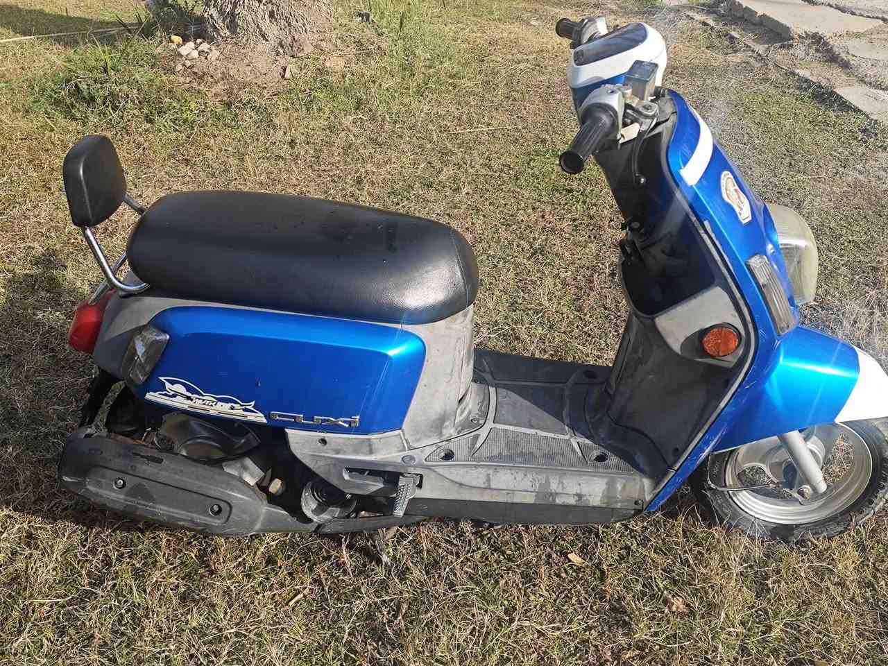 السلام عليكم بوليس مسطره للبيع مكفوله كفاله عامه برغي ممفتوح  مابيه اي نقص  خرسه مطلعه صار 3 اشهر جديده السعر 900 وبيه مجال بسيط مكاني المسيب استفسار ***********
واتساب***********
