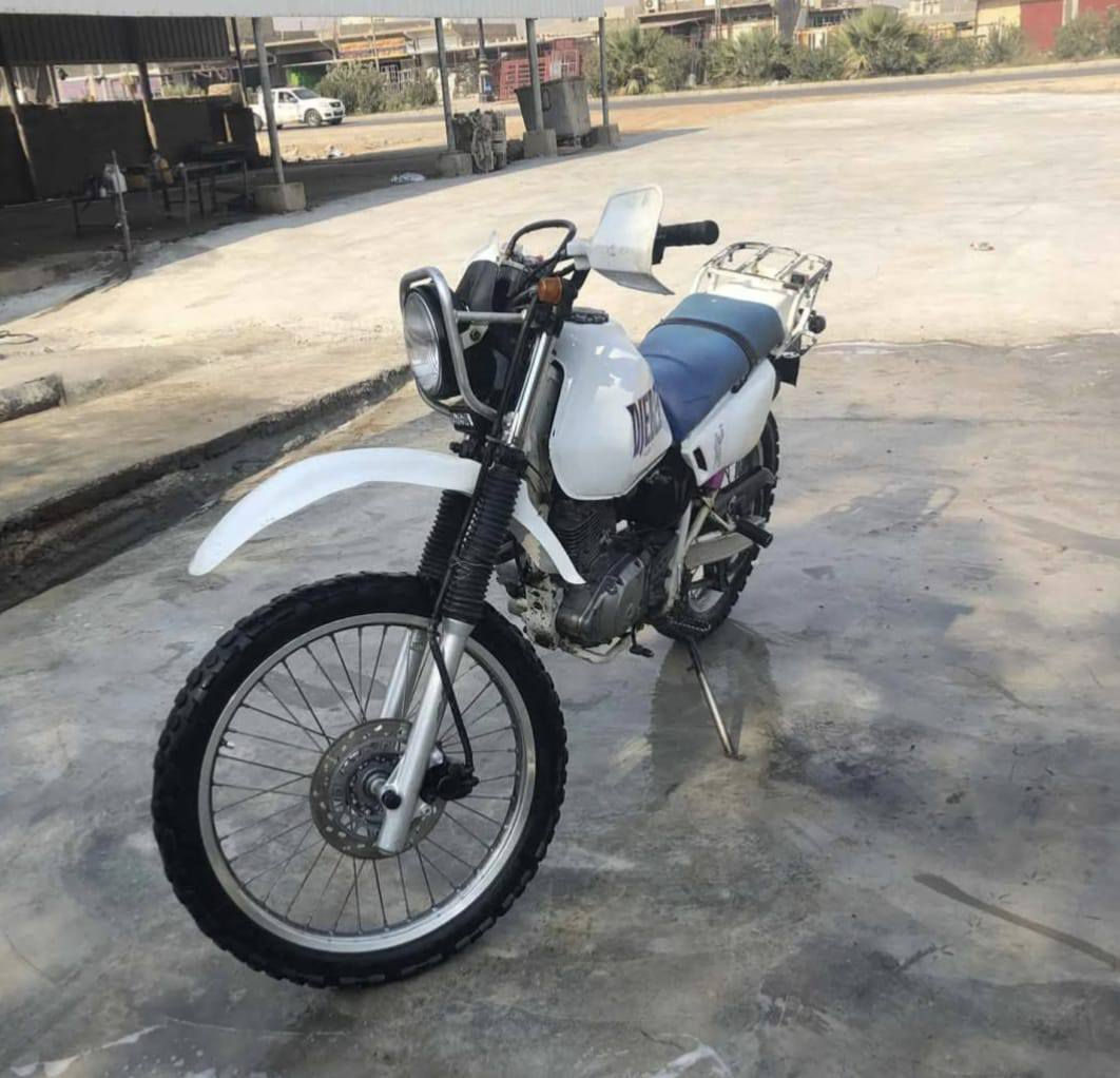 السلام عليكم دراجة قفاز دجبل مكينه 200 مفتوحه او بدون اوراق مكان بغداد السعر 1250وبيه مجال, ***********
