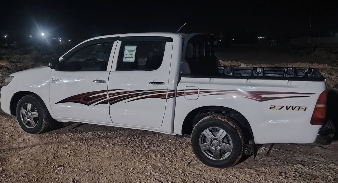 فلاونزه 2014 گير عادي 
گير ومكينة مكفولات لا تنقيص ولا تبخير مكفولة من الصبغ والتبديل فقط بيها بارد. حدادية +تخم تاير جديد

تبريد شغال رقمها واسط الرقم الأنكليزي بأسمي.

السعر 185 وبيها مجال قليل 

مكانها الكوت (***********)
