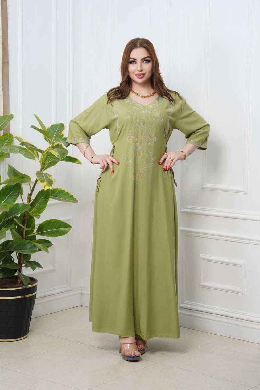 بنات القطعة ع ١٣ وتوصيل ٣ اللي تريد تعلق واراسلها خاص


**إذا كنت صاحب هذا الإعلان وتريد حذفه لأي سبب، رجاءا أرسل رسالة إلى الدعم الفني**