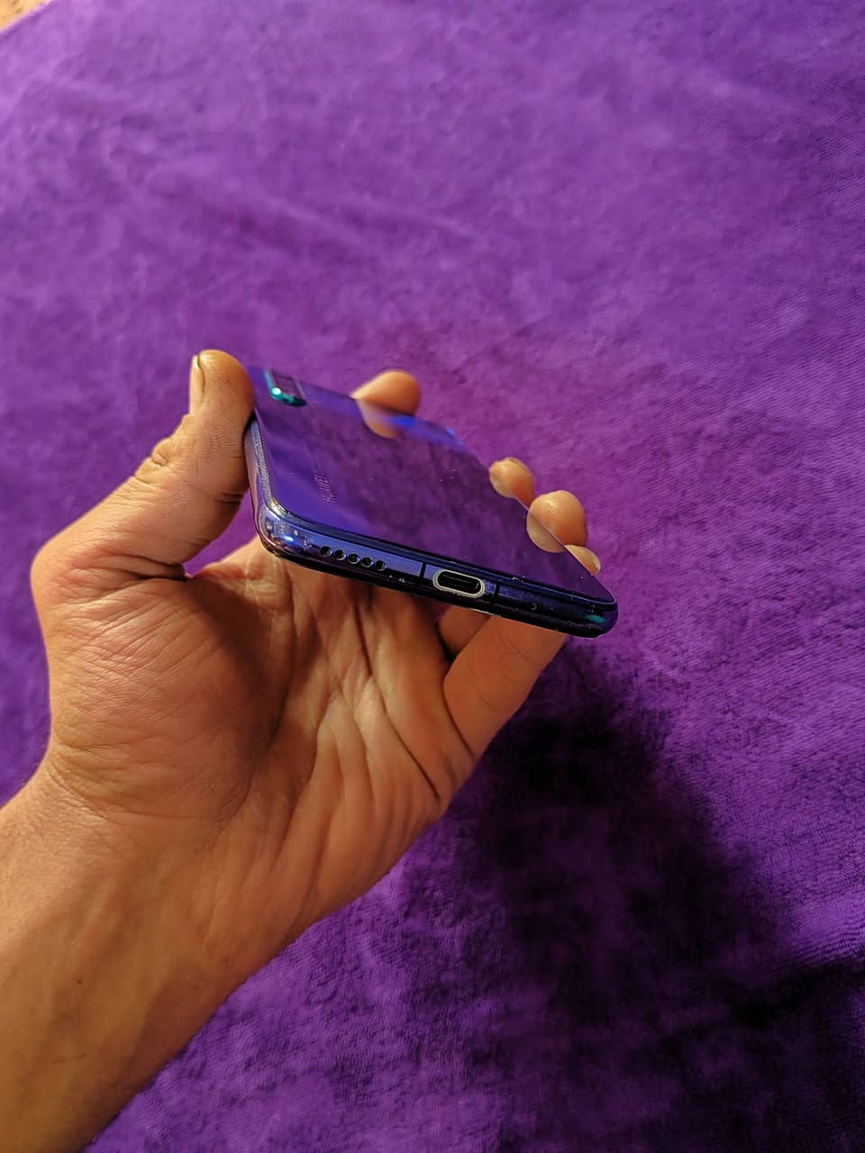 #للبيع_والمراوس_وحش_الالعاب

هواوي نوفا 5t
الكاميرا خلفية 64 ميكا
كاميرا امامية 32 ميكا
دبل سيم
ذاكرة 128
رام 8
معالج المركزي 980 Huawei kirin 
مخصص للألعاب
ببجي 60فريم
استعمال نظيف
بي فطر بل جامه مال شاشه من جوا كد شعرايه
تاخذ ضمان شهر اي خلل يرجع
مكاني موصل أيسر
شاري اتصل ***********
السعر/135 مجال بسيط للشراي
