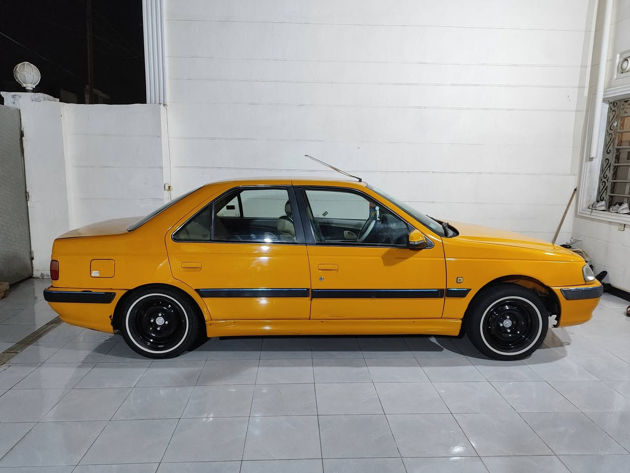 بيجو بارص مديل 2018 حرة رقم ذي قار بسمي جاهزة من كلشي بيهة صبغ بخشم الجاملغ الامامي الايمن السعر 47 وبيها مجال الاتصال *********** مكاني الديوانية
