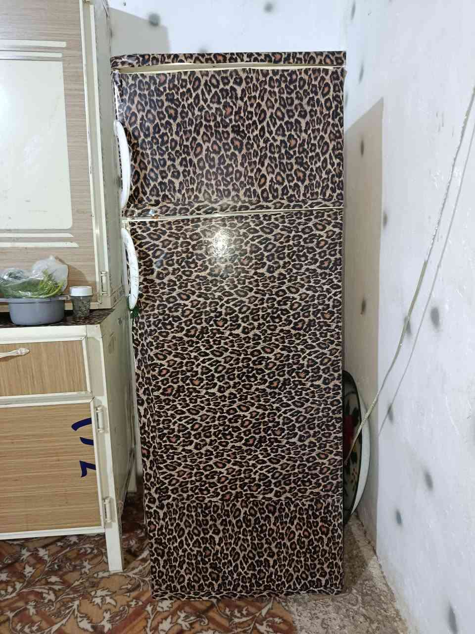 كاونتر مترين كلش نضيف سعرة 200 وثلاجة شرط تجميد 80 قفل مكان البصرة الحيانية ‏‪0778 126 7485‬‏ واتساب
