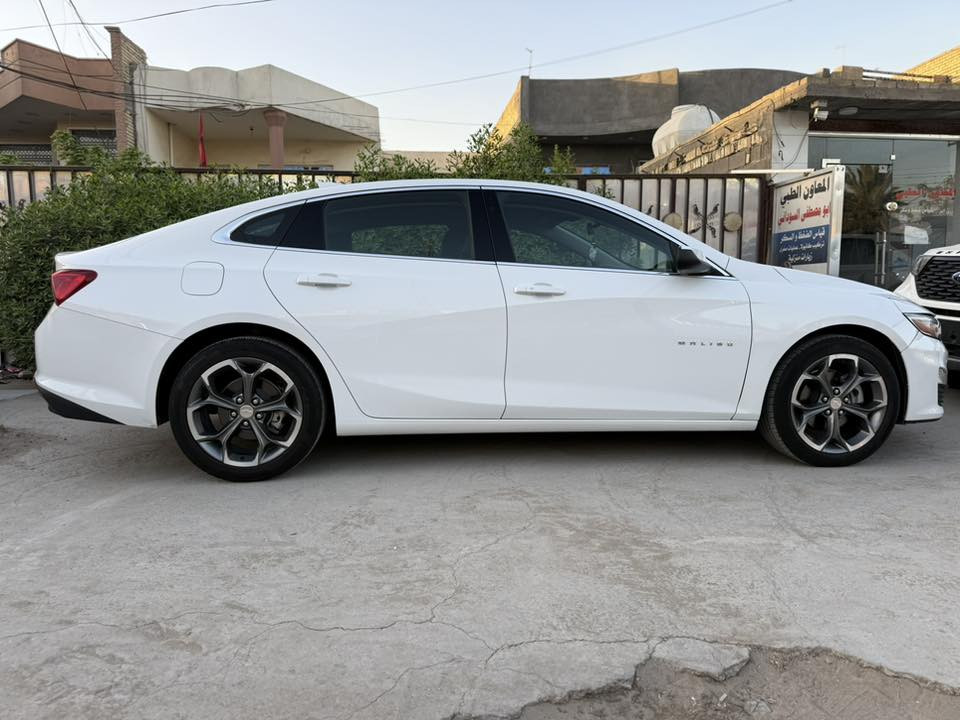 مكلف بالنشر ماليبو 2023 LT حرة بدون رقم تترقم جميع المحافظات
عدا الشمال 
3 قطع صبغ بدون شاصي بدون لغد بشرط 

مواصفات LT معروفة 
السعر 110 وبيها مجال 
مكانها زيونة 
***********
