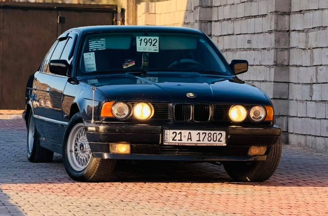 بي ام موديل 90حجم 525كيراتماتيك رقم والهزة والسنويه جديد تحويل والغرامه شرط مكان سيارة كركوك سيدين بنجاعلي سعر 48مال بيع شراي خابر*********** مااجاوب تعليق كركوك, العراق
