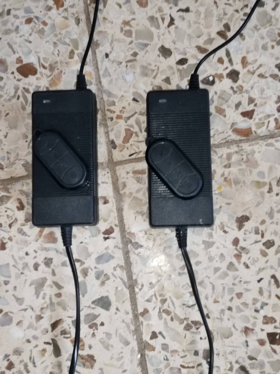 اثنين اسكوتر شحن مستخدمات شي قلي العنوان بغداد تقاطع النهروان ***********

