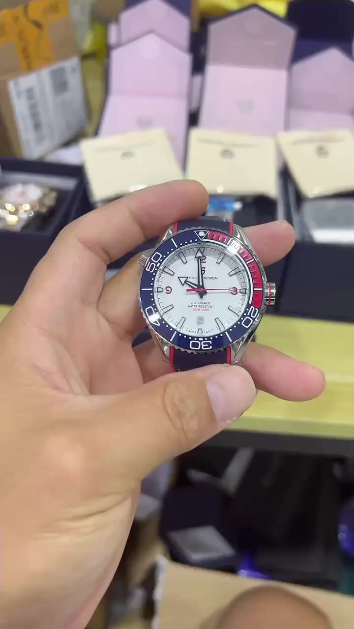 ساعه باجاني اصلي بهذا شكل اصلي شركه وليس مال امزون للطلب حجز خاص مده توصيل ١٠ ايام 
مع ضمان ٥ سنوات لكل مكونات ساعه


**إذا كنت صاحب هذا الإعلان وتريد حذفه لأي سبب، رجاءا أرسل رسالة إلى الدعم الفني**