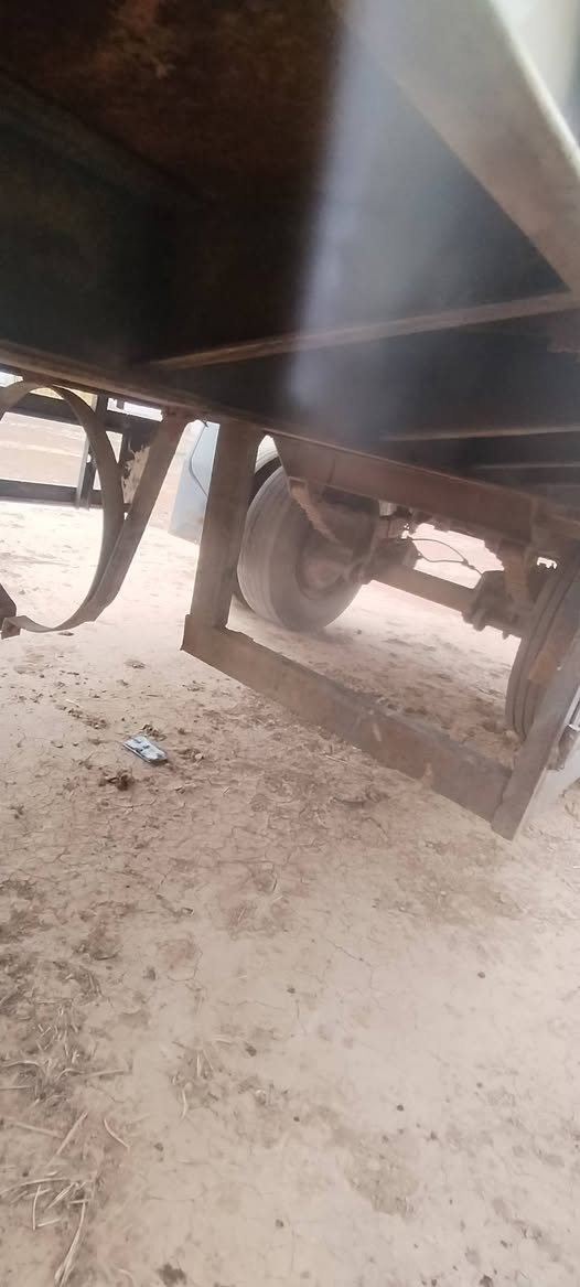 عربانه تك المانيه للبيع تخم تاير جاهزه لشقل اتصال ***********،،،، ***********
