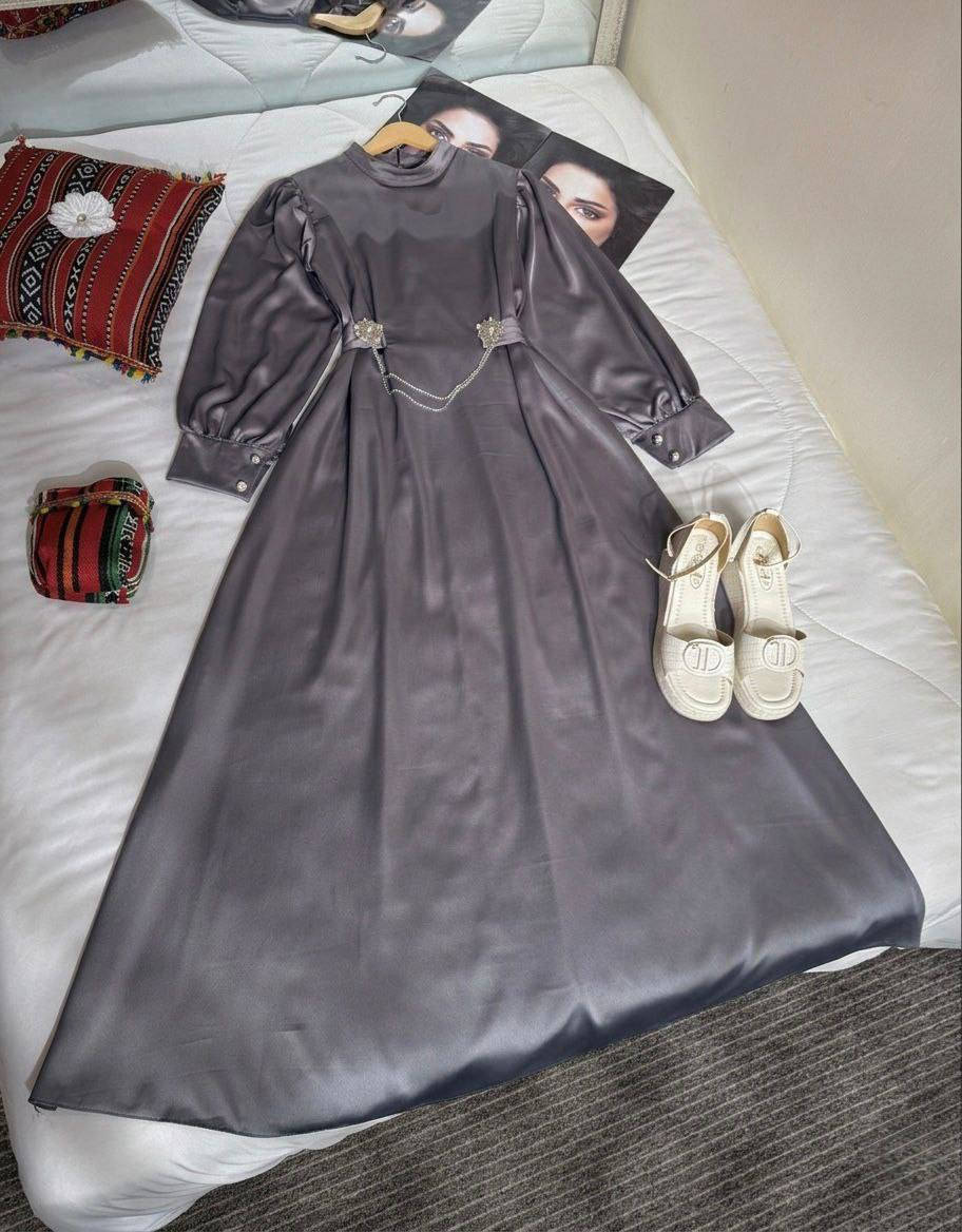 فستان العيد❤‍🩹
السعر 35 الف فقط
خامة ستن زارة تركي
38-40-42-44-46-48


**إذا كنت صاحب هذا الإعلان وتريد حذفه لأي سبب، رجاءا أرسل رسالة إلى الدعم الفني**