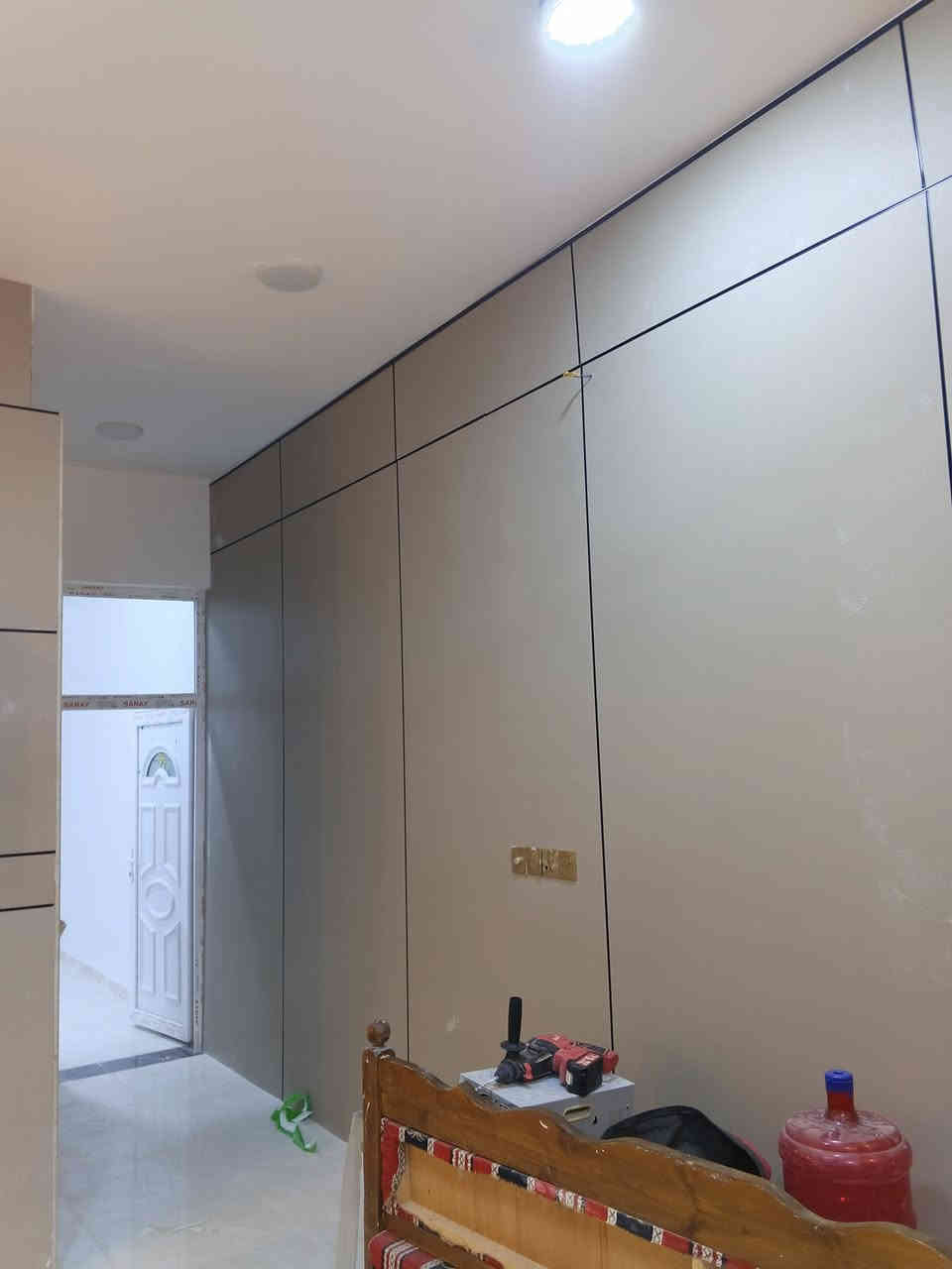 العنوان ديالى بعقوبه🏘
صبغ الدور . كادر متخصص .كافه انواع الاصباغ والديكور🏠  صبغ داخلي وخارجي 
 . ورق جدران .جبس بورد. ديكورات عامه 
  تغليف الجدران (ورق جدران).(سقوف ثانويه) .( زجاجي). (سحبات)..(بديل الخشب والرخام )
مانع رطوبه بجوده عاليه للاسطح 
ديكورات عامه . اسعار مناسبه .
دقه في العمل . سرعه الانجاز . ⚒️⚒️
للتواصل مراسله الصفحه او الاتصال على الرقم التالي
***********
اتصال + واتساب
@إشارة 
#متابعين
