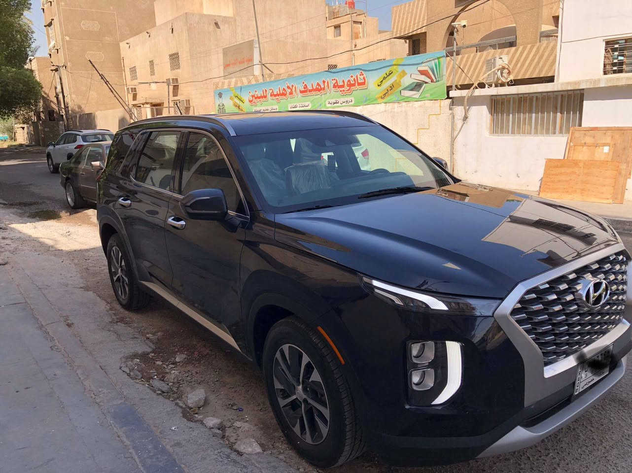 بلسيد 2020 موصفات السياره حساسات تحكم ستيران بصمه أبواب تشغيل عن بعد  فتحت سقف رادار كامره تبريد مركزيي
7راكب 

كشنات مخمل حادثه جاملغ ايمن وبيه حادث خفيف بل جنطه وبابين أيسر مرشرش كلير

ماشيه 100الف وقابل للزياد

السعر 233

***********
