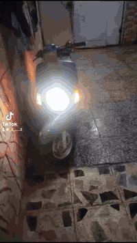 السلام عليكم ماكس بوليس للبيع كفر بلادي بس مسبوق داخل كريمي الماكينه بالكيس لو انا مدينه الصدر شارع الارفلي السعر 850 وبيها مجال ***********
