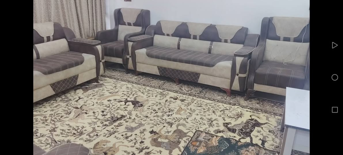 تخم للبيع ١٠ مقاعد نظيف جدا وتكمة قوي السعر٤٥٠ وبي مجال الاستفسار عالخاص


**إذا كنت صاحب هذا الإعلان وتريد حذفه لأي سبب، رجاءا أرسل رسالة إلى الدعم الفني**