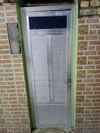 يوجد بيبان المنيوم للبيع عدد2 للستفسار الاتصال 07827722819