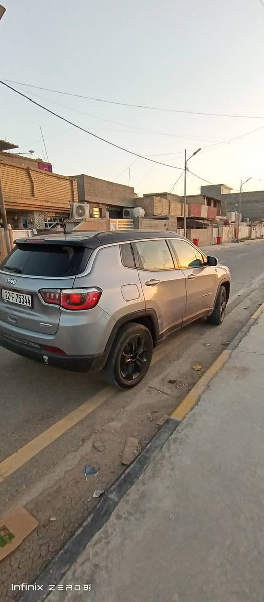 السلام عليكم جيب كومباس موديل 2019 وارد امريكي بيه بنيد وجاملغ بدون دواخل كير مكينه تبريد حداديه خير من الله شاشه كامره تحكم استيرن مواصفاته معروفه مكاني واسط عزيزيه السعر 114وبيه مجال ***********
