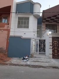 حي ابو طالب منطقه ٧٧ • ١٠٠م • ٣ غرف