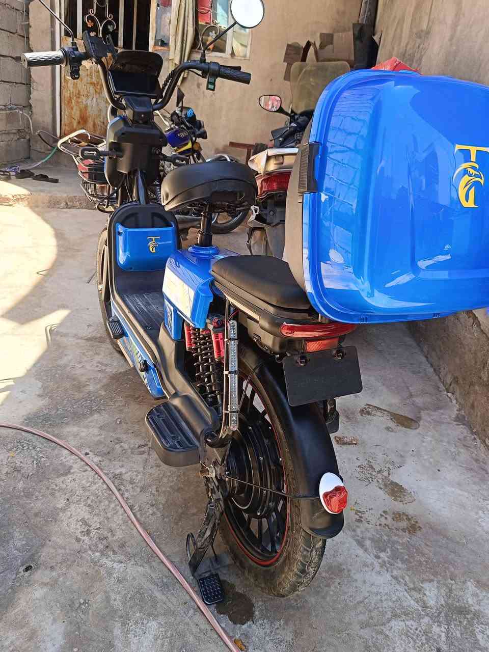 دراجه شحن للبيع جديده مستعمله. شهر واحد فقط 
الاستفسار ***********
