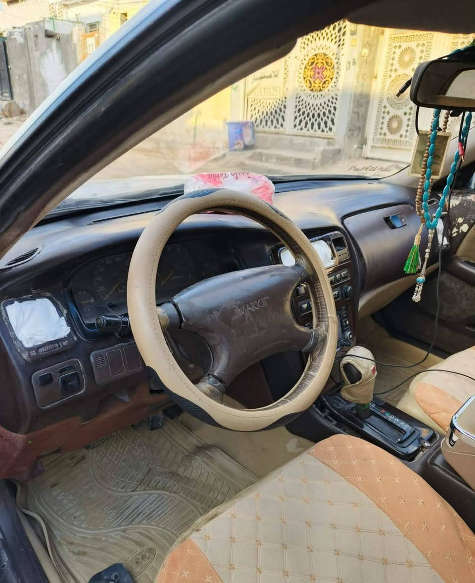 السلام عليكم ورحمة الله وبركاته
مكلف با نشر اتصل وستفسر
سيارة تيوتا شيزر موديل 1993 
 
سيارة مكفولة من الگصه ونقل الجثه والعيب الشرعي 

تبريد شغال 
حدادية 100%
مكينة وگير مكفولات 
مداور ثاني يوم  
سنوية ل 28 
سياره جاهزه 100 %

السعر 57 وبيها مجال قليل قليل 

الاستفسار الاتصال على الرقم ***********
