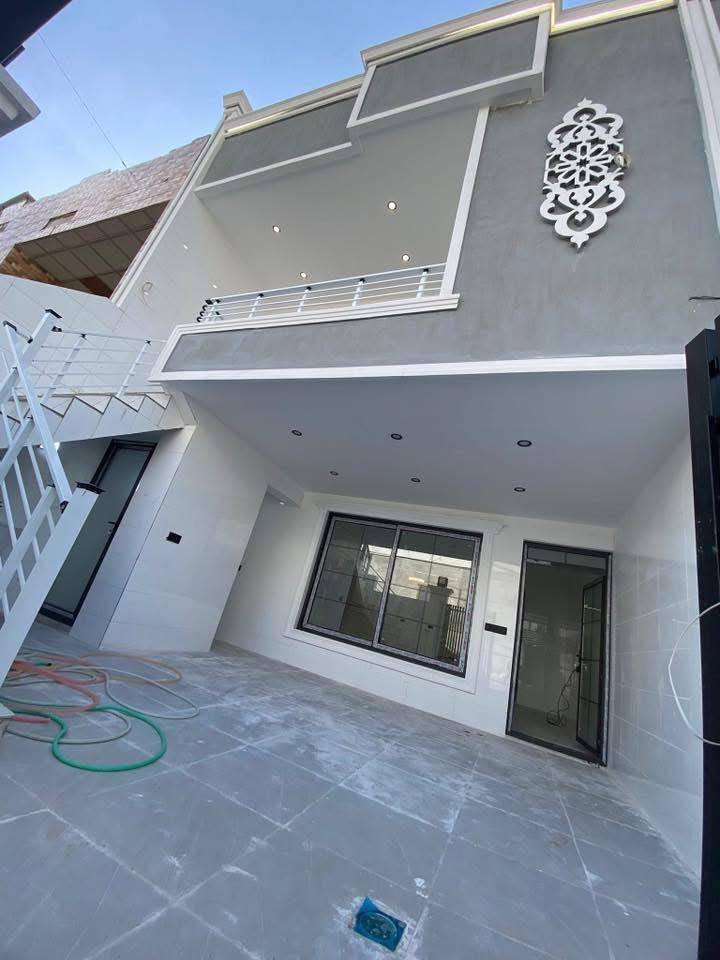 بيت للبيع في أربيل حي قربوو
125 متر
يتكون من :-
3 غرف نوم // استقبال // هول // مطبخ // مجموعة صحية
سعر جدا مناسب 
 
العنوان :- على سايدين لاوان مجاور لاوان ستي 
- يسجل طابو بأسم اي شخص يحمل الجنسية
****************************
خانوو بۆ فرۆشتن لە قەرەبوو
125 مەتر 
پێکهاتووە لە :-
3 ژووری نوستن // دیوەخان // هۆڵ // چێشتخانە // گەرماو
ناونیشان :- جووت سایدی لاوان تەنیشت لاوان ستی
******
للاستفسار :-
***********
***********
https://t.me/ahmadmuftah199
