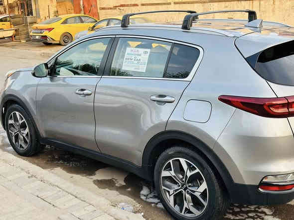 سبورتج Ex موديل 2021 بغداد
فول مواصفات.
بصمه.
كشن كهرباء 
جنطه كهرباء
نظام ترحيب
مانع انزلاق
تحديد مسار 
رادار جانبي 
حساس امامي ABS
تدفئ كشنات 
داخل جلد كامل 
نزول منحدرات
حادثهة   داعميه الاماميه وجاملغ ما مبدل بلادي
السعر 1900$ 
***********
