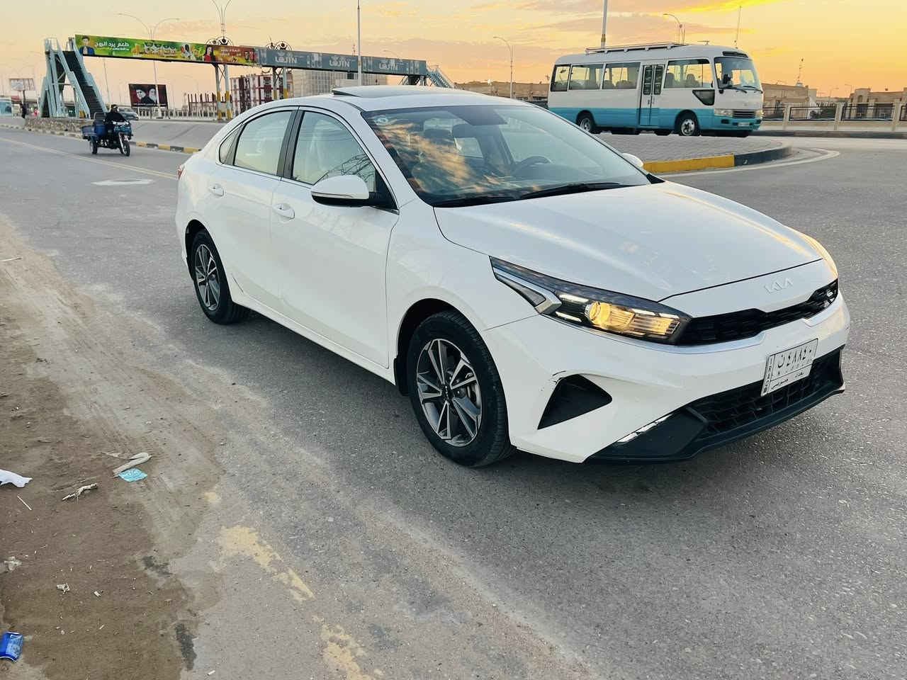 🔻السلام عليكم

🔷كيا سيراتو فول موصفات

🔹حجم المحرك 2000

🔹عداد المسافه 20 الف كيلو .

مكوله كفالة عامة

🔷 مواصفات السيارة :

🔹فتحه سقف

🔹تبريد قطعتين .

🔹فول تحكم ستيرن .

🔹حساس خلفي .

🔹لد امامي .

🔹بلوجكتر LED .

🔹لايت خلفي ضبابي .

🔹مانع انزلاق .

🔹حساس اطارات .

🔹5 ويل كب .

🔹دبل ايرباك .

🔹داخل لونين .

🔹اشاير بالمري .

🔹مري شفط .

🔹الاناره الداخليه LED .

🔹كشنات خلفيه قلاب + 5 تچاوي ..

🔹رقم بغداد  مداور ثاني يوم

🔹كير محرك تبريد صدر كلها مال زيرو .
💸
سعر 190 وبيهه مجال بسيط

📍مكاني / السماوه رميثه معرض اثير 🔷
***********
