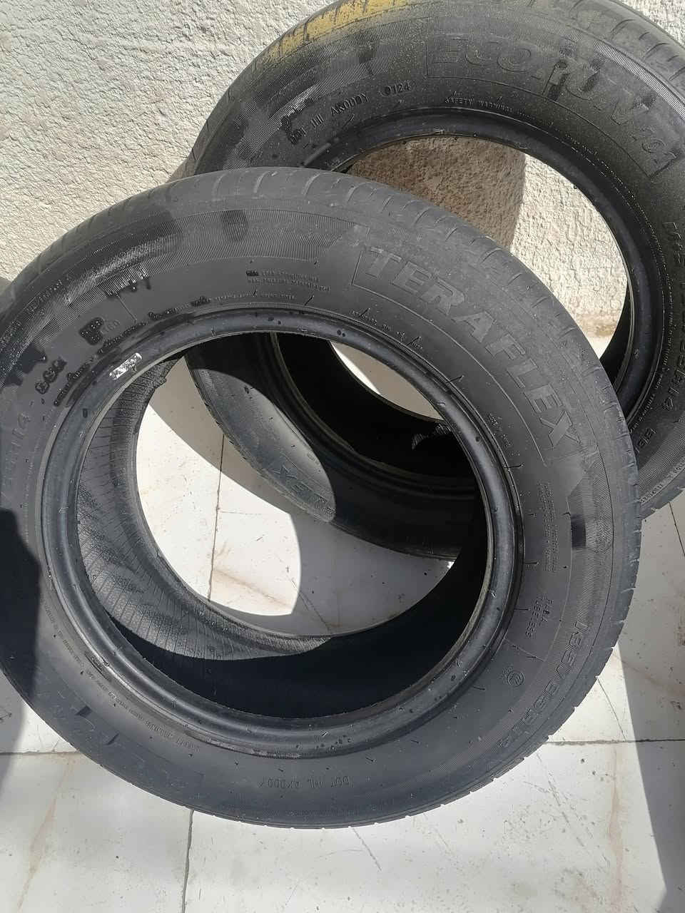 السلام عليكم
تايرات مال بيجو نظيفات تجي وتشوف بعينك
سعر 80 الف
***********
