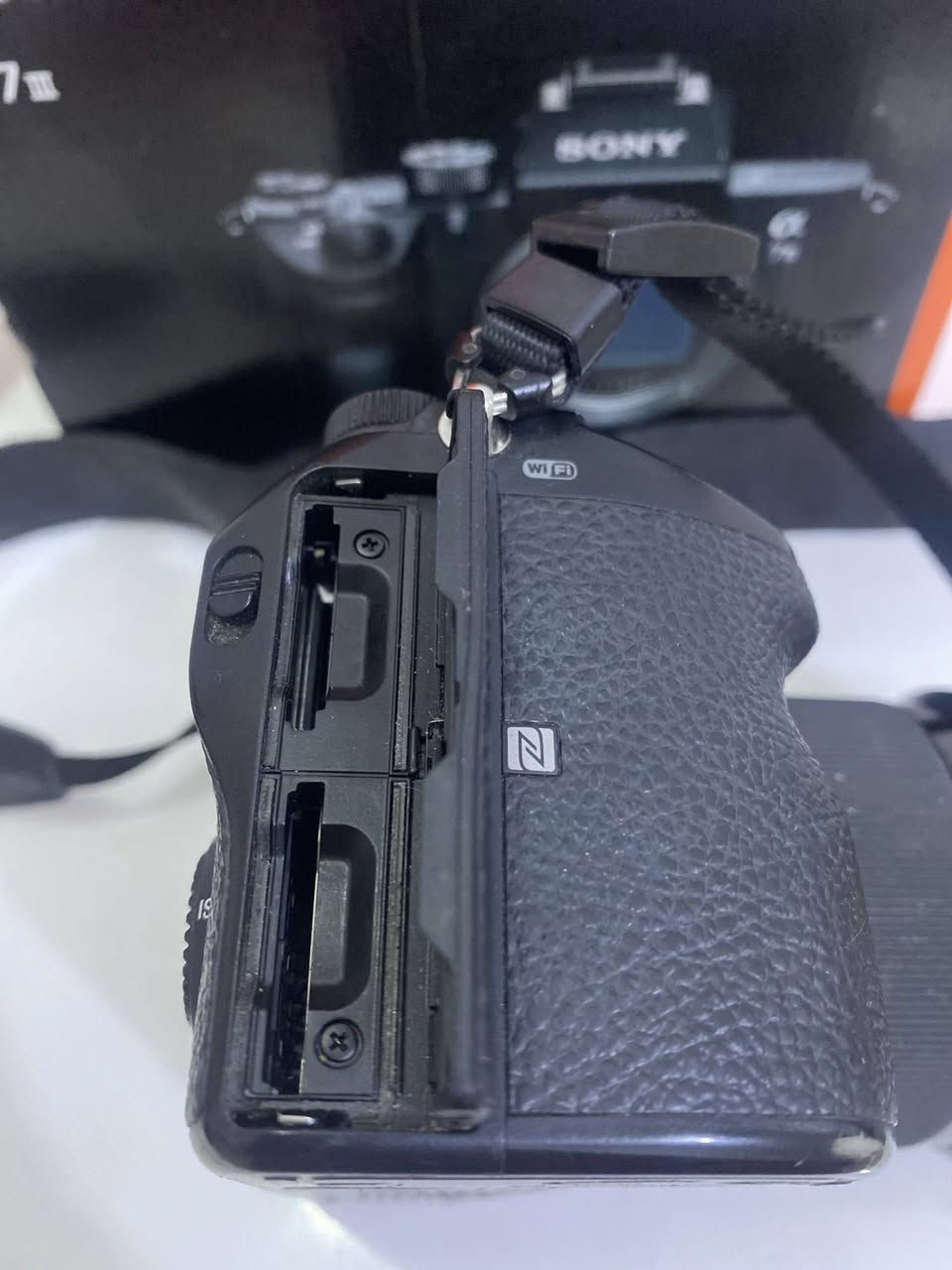 كاميرا سوني a7iii مع عدسه 50 ملم للبيع نظيفه جدا. 💖


**إذا كنت صاحب هذا الإعلان وتريد حذفه لأي سبب، رجاءا أرسل رسالة إلى الدعم الفني**