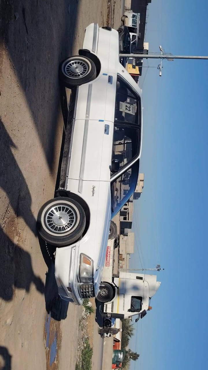 سيدان 91سنويه 31باسمي تحويل شرط 
محرك بطه 2500سياره بدون ضربه شرط
طخم جديد باتري جديد كهربائية كلها شغاله
ترايك البصره السعر 55وبيها مجال
تواصل خاص وعلى رقم هم
*********** ترهم مقدمه انطيه بانترا افانتي سوناتا والباقي قصد
