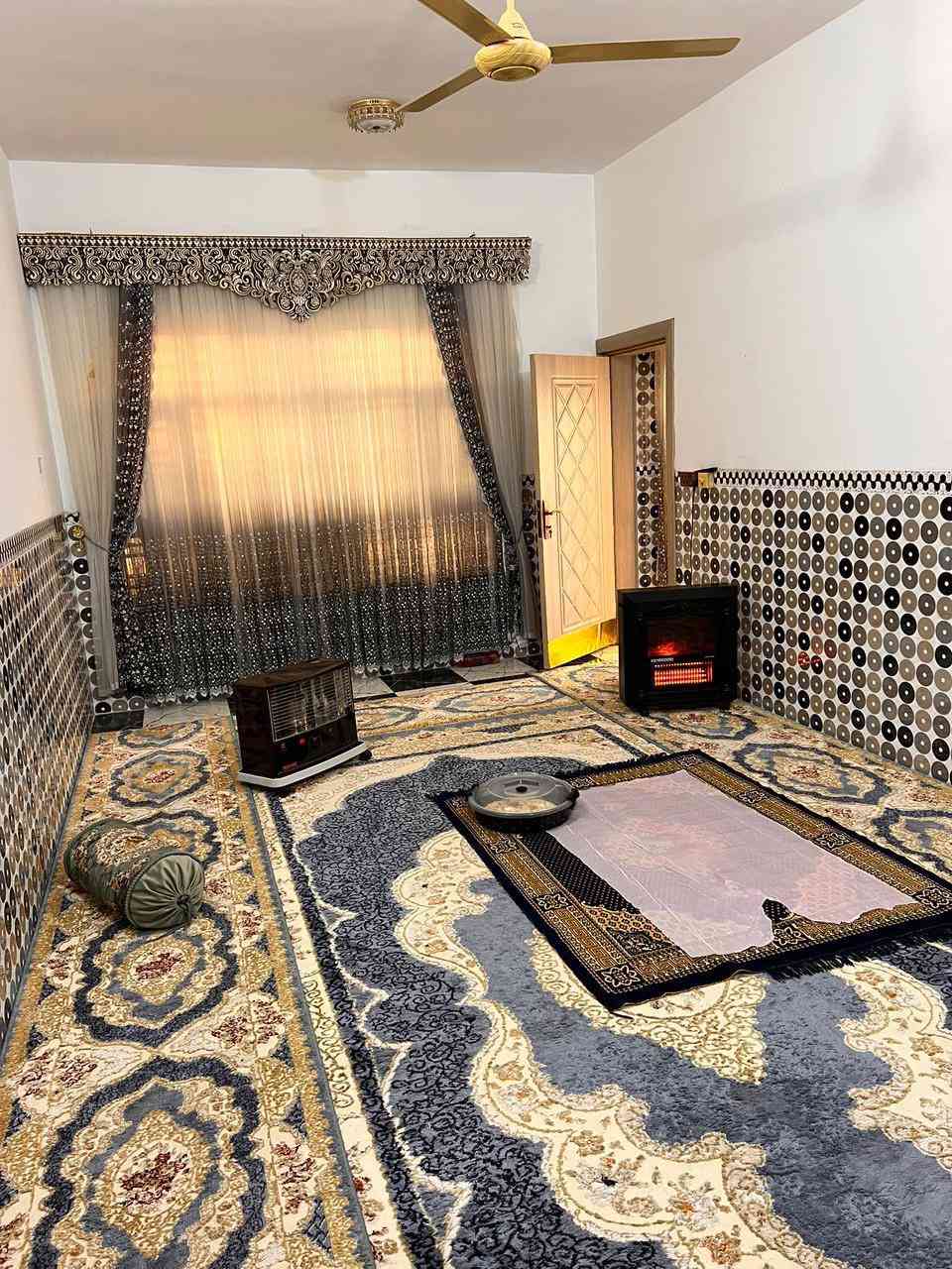 ‏دار للبيع***********
