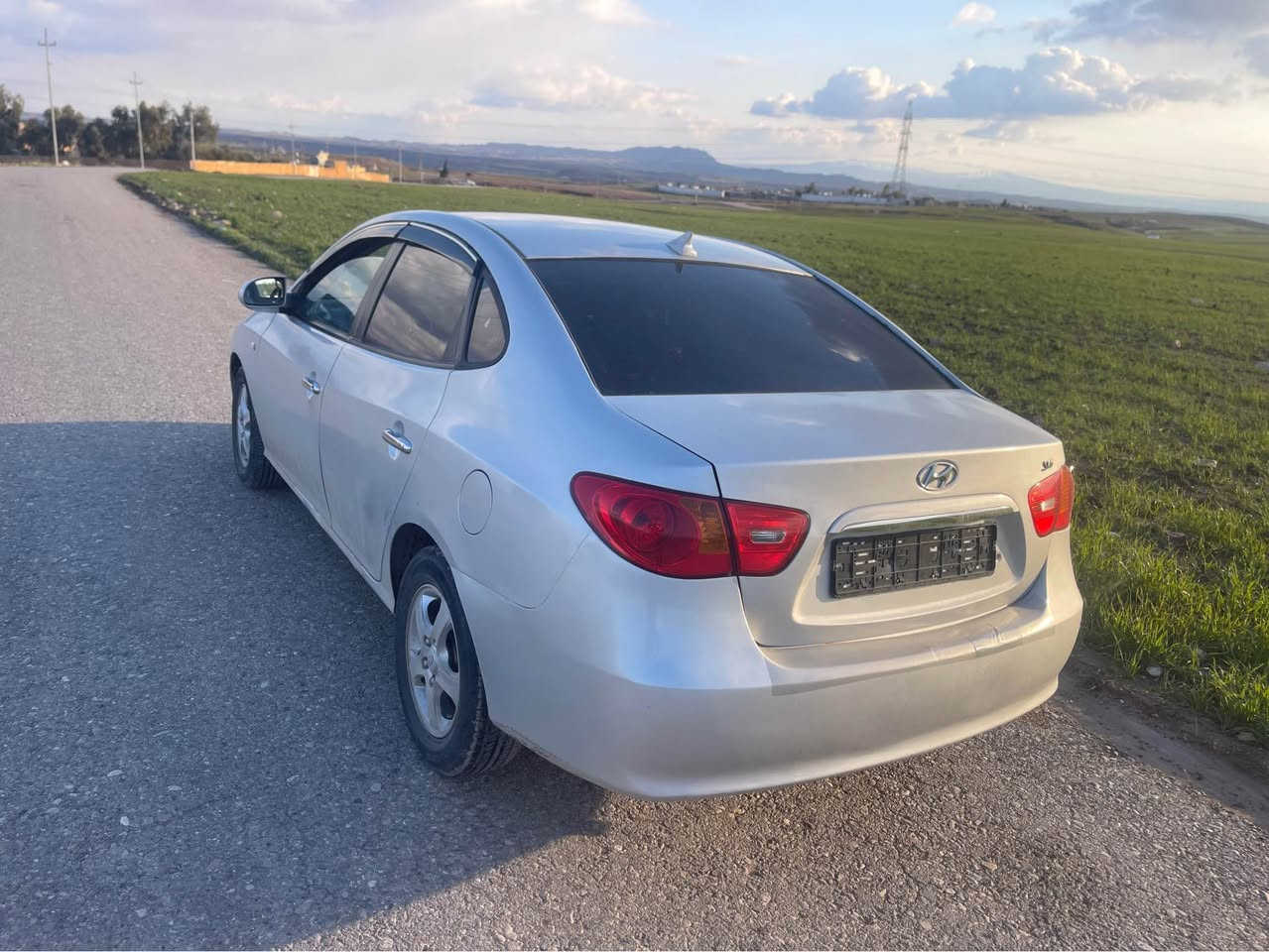 ئافانتی 
شتی لۆک پاکەتی
گیرو مەکینەو کامل کارەبایی بەشەرت 
کامل مەسرەف کراوە 
2008
بی دەعم سەخفی بەشەرت بۆیاخ 
دەعامی بۆ دەعامی بەشەرت تەبرید ساردو گەرم 
چرکەو گەلای لی فری دە 
بی قەپو قۆپ بی شوخت
سعری 47مەجال
*********** كويسينجاك, أربيل
