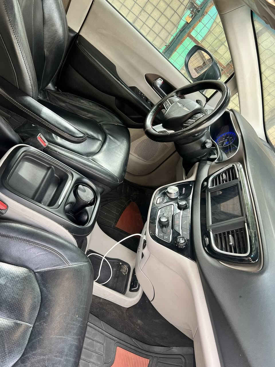 باسفيكا 2019 للبيع
حادث باب و جاملغ 
السعر 165
***********
