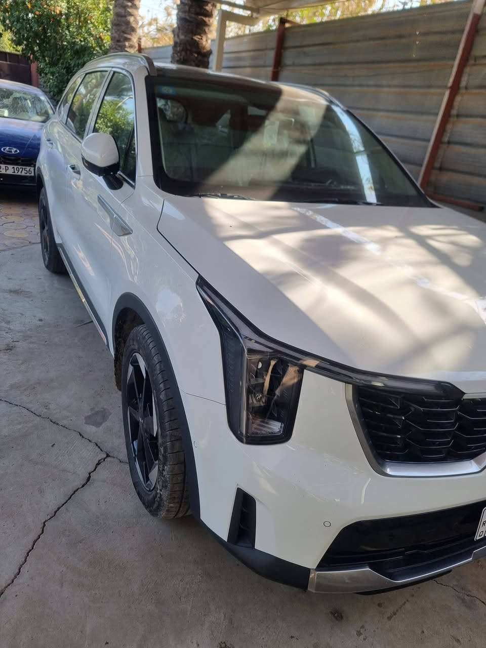 سورنتو موديل 2024
خليجي ضمان الدوليه 
رقم بغداد 
فول موصفات فئه 4X
ماشيه 11 الف بحاله الوكاله
العنوان بغداد التاجي 
السعر 355 
بيها مجال بسيط 
رقم ***********
