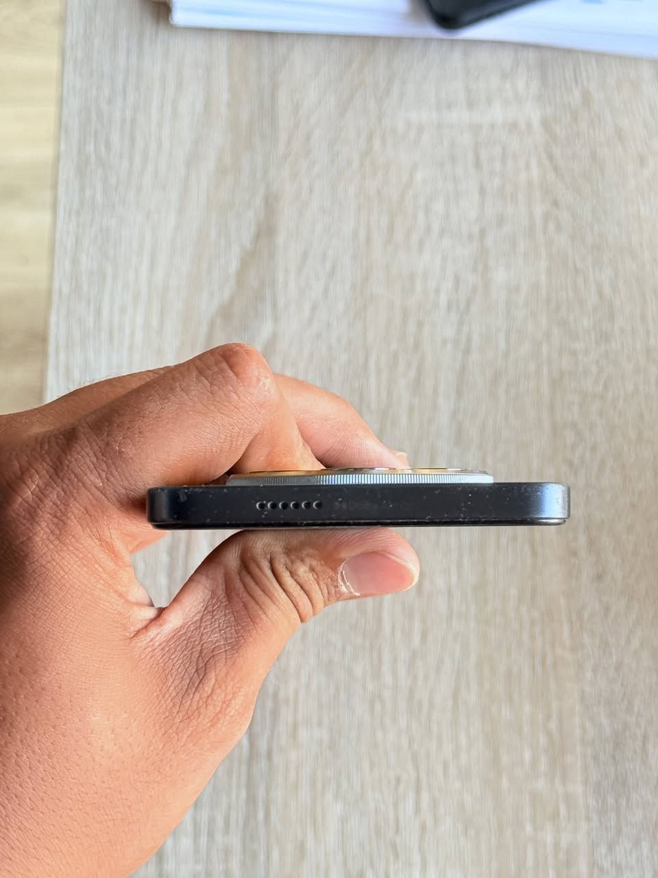 Tecno Spark 30 Pro
الشاشة: AMOLED قياس 6.78 بوصة، بدقة +FHD، ومعدل تحديث 120Hz. 
TECNO +١
المعالج: MediaTek Helio G100 (أداء جيد للاستخدام اليومي والألعاب المتوسطة). 
iq.mobgsm.com +١
الذاكرة 256GB تخزين. 
iq.mobgsm.com +١
الكاميرا الخلفية: 108 ميجابكسل.
الكاميرا الأمامية: 13 ميجابكسل.
iq.mobgsm.com +١
البطارية: 5000mAh.

مستعجل على بيعته وسعر مناسب جداً  مكاني نجف 
*********** واتساب .
