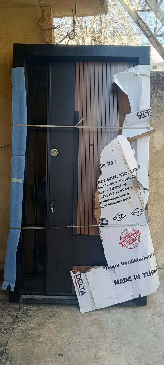 دوودەرگای مە تخەل 
10دەرگای ژور بۆفرۆشتن
تازەی بە کارنە هاتوە 
بە دەسکو چوارچیوە کانیە وە حلبجة, السليمانية


**إذا كنت صاحب هذا الإعلان وتريد حذفه لأي سبب، رجاءا أرسل رسالة إلى الدعم الفني**