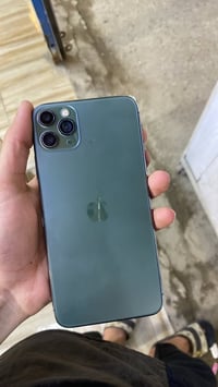 آيفون ١١ برو ماكس • ٢٥٦ • بطارية ٩٢