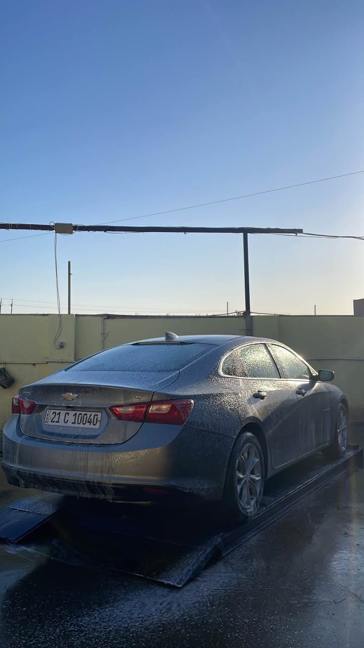 ماليبو 2023 رقم سليمانية 
ماشية 70 الف كيلو 
مواصفات LT 
رادار امامي 
تحديد مسار 
توقف ذاتي 
وداتا شو 
مثبت سرعه 
بصمه 
تشغيل عن بعد 
بيها قطعتين بدون دواخل 
سيارة كلش نظيفة وحلوة 
مابيها اي نقص جاهزه 
مكاني الموصل 
***********
سعرها 123$ موصل, نينوى
