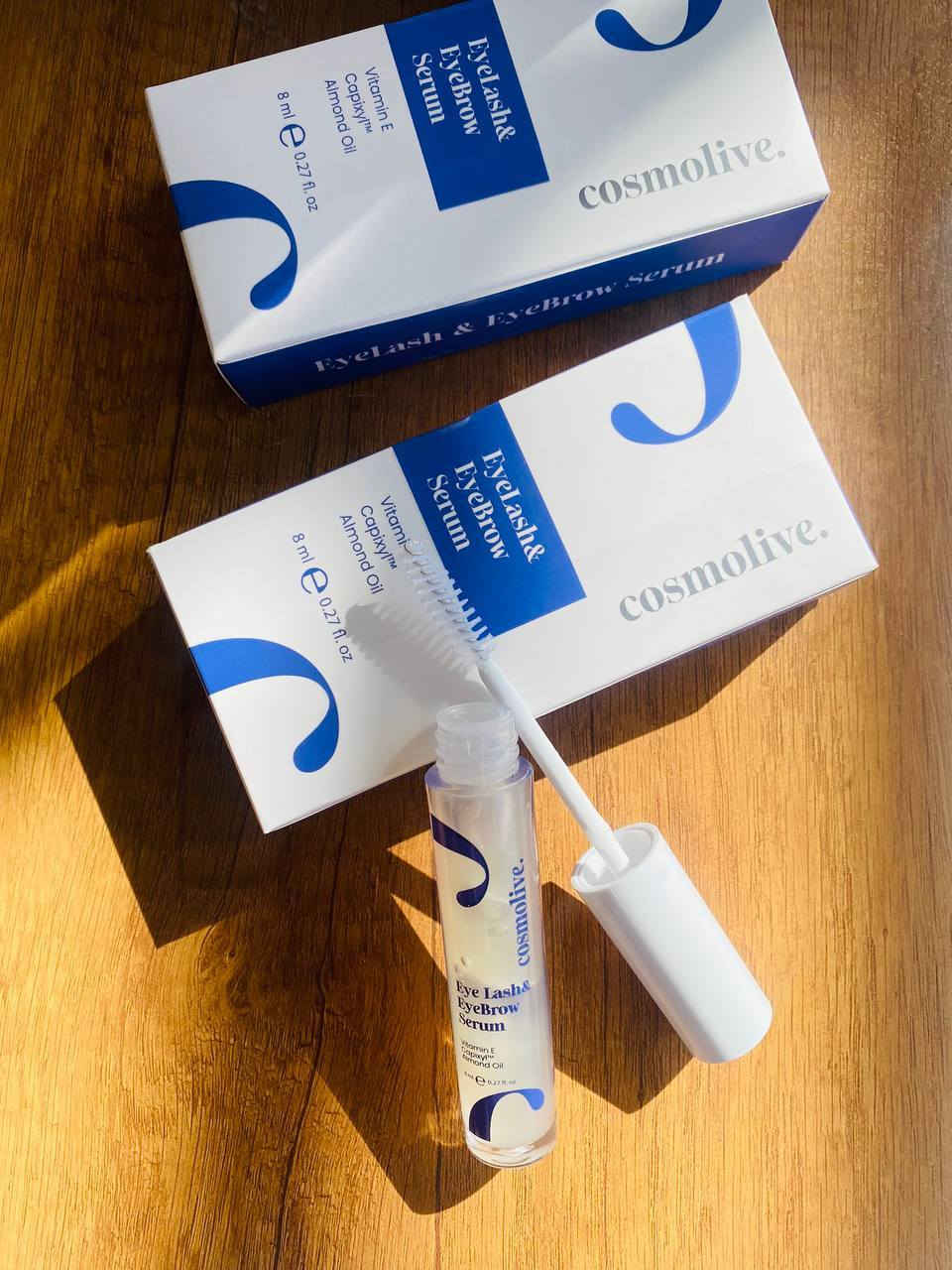 سيروم الرموش والحواجب من كوزمولايف (Cosmolive Eyelash & Eyebrow Serum). 

يغذي السيروم الرموش والحواجب ويساهم في تكثيفها. 

يحتوي السيروم على فيتامين E ومادة الكابيكسيل وزيت اللوز، وهي فوائدها تعزيز نمو الشعر وتقويته. 

يُساعد على جعل الرموش والحواجب أكثر كثافة وامتلاءً وحيوية. 

يُعد هذا المنتج طبيعيًا، حيث يحتوي على مكونات طبيعية بنسبة تصل إلى 94%، وخالٍ من السيليكون. 

سعر القطعة : 10،000 فقط 

#كوزمولايف
#cosmolive


**إذا كنت صاحب هذا الإعلان وتريد حذفه لأي سبب، رجاءا أرسل رسالة إلى الدعم الفني**