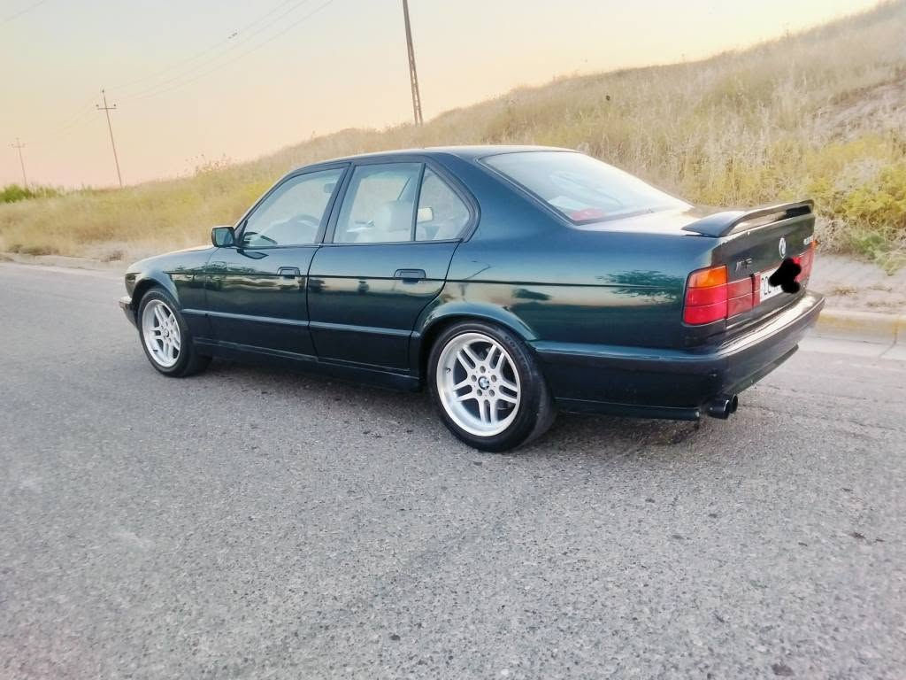 بسم الله الرحمان الرحيم سيارا BMW موديل 1992 محرك 525 بلادي مواصفات ويل ايم بدون ضربه صبغ جماليه سنوي 2030 هزه رقم دولي دفتر بنزين موجود قفل مركزي داخل كرمي كير اتومتيك كير محرك صدر تايرات كهربائية تبريد ثلج بدون عيب. كوبون بنزين موجود.  عنوان كركوك مقابل عرفه ***********.   ***********.    سعر. 68. كركوك, العراق
