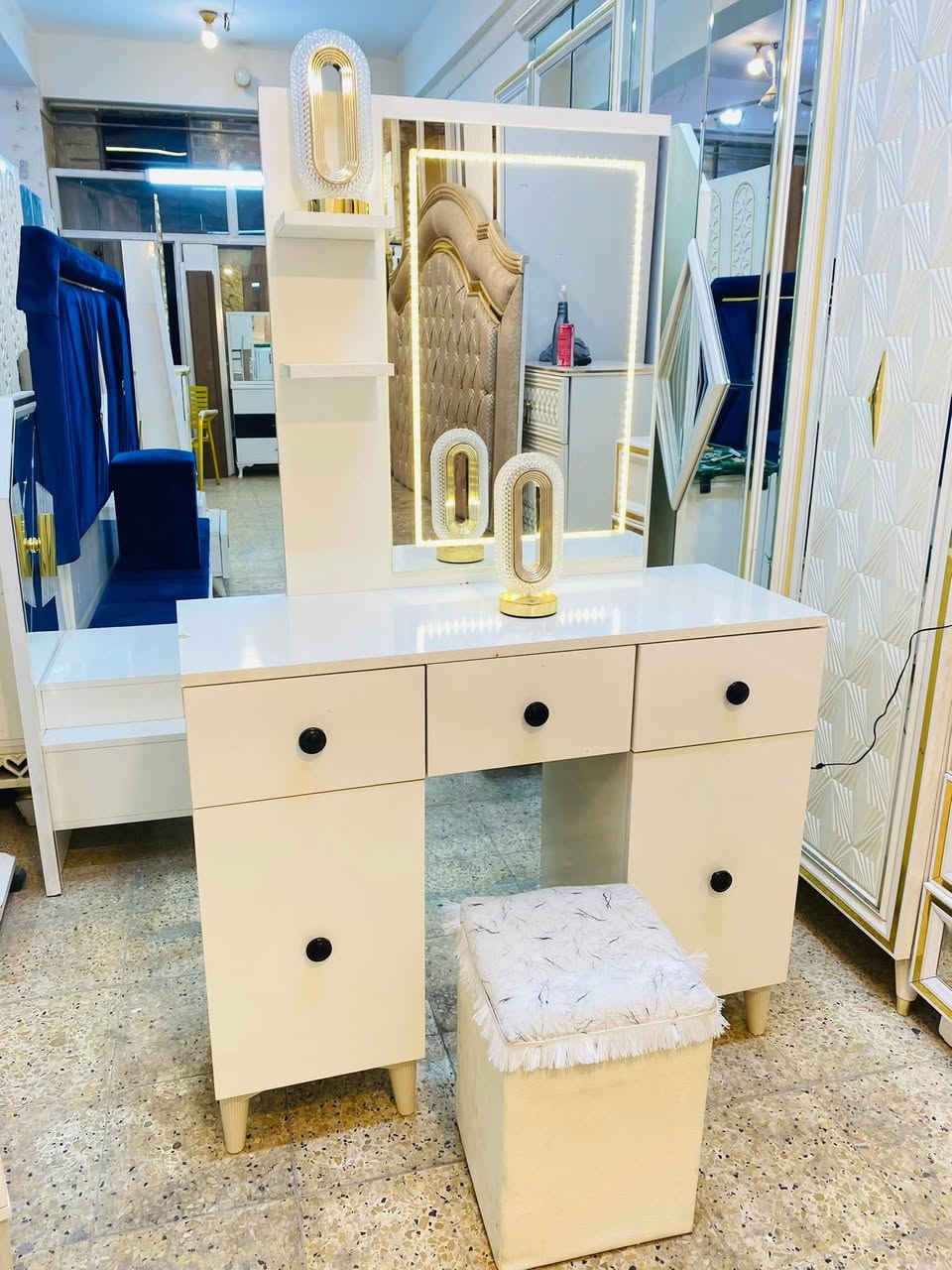 9️⃣قطع 

نضافه فول 💯💯
اناره شغاله 💡
كنتور اضافي بابين 
برغي وجوي حديد 
شازلون مخزن
سعرها //850 
توصيل وشد داخل بغداد مجاناً✅✅


**إذا كنت صاحب هذا الإعلان وتريد حذفه لأي سبب، رجاءا أرسل رسالة إلى الدعم الفني**