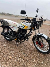 للبيع موديل 24 كلش جديده بعده 07715022293