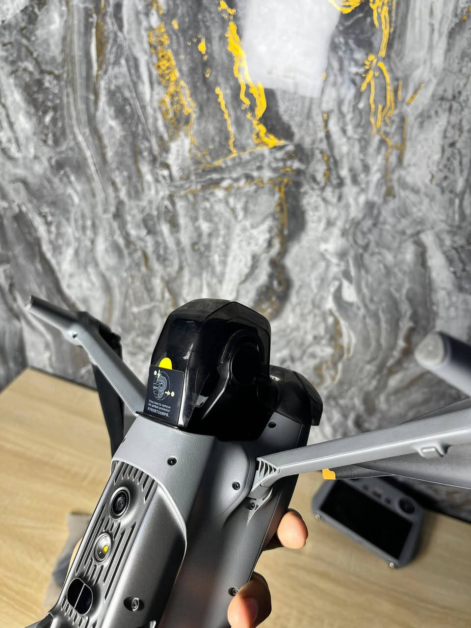 سلام عليكم للبيع ✅
air 3 mor combo 
استخدام نضيف 
3 بطاريات 
ريموت rc2 
توصيل ماعدي تجي تفحص وجيك لمن تقتنع تاخذه وتروح


**إذا كنت صاحب هذا الإعلان وتريد حذفه لأي سبب، رجاءا أرسل رسالة إلى الدعم الفني**