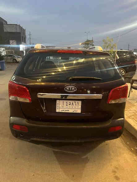 عليكم للبيع كيا سورنتو مديل 2011 رقم ديالى بسمي 
السياره جاهزه على اخر حبايه 
بيها صبغ 3 قطع فقط 
مكينه 4 سلندر 
كير مكينه مكفولات 
صدر امامي خلفي نضيف 
باتري جديد 
تخم تاير جديد 
السعر 115 وبيها مجال بلاش بلاش بلاش 

بيع فقط بدون مراوس ممتواجد ع النت اتصل وتدلل
عنواني بغداد العامريه ***********
