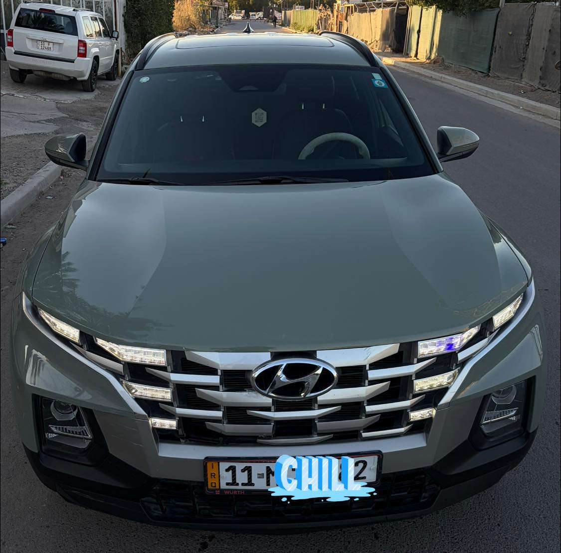 للبيع و المراوس 
هيونداي سانتا كروز 2023
مكان السيارة: بغداد 
 للتواصل: ***********

📊 المسافة المقطوعة : 24.000  
🛠️ المحرك: 4 سلندر – 2500 تنفس طبيعي 

⚙️ المواصفات:
• فتحة سقف
• بصمة عدد 2
• مقعد السائق كهربائي
• ويل كب
• رادارات 360
• تشغيل عن بُعد
• لايتات LED
• لايتات زينون
• إشارات على المرايا
• تحكم ستيرن جهتين
• شحن لاسلكي
• هاندبريك بصمة
• هيترات بالمقاعد

⚠️ أضرار السيارة:
• وارد أمريكي
• ضربة خفيفة بالصندوق  بدون ايرباكات 
بدون شاص بدون لغد 
• جميع الوسائد الهوائية (الايرباكات) سليمة ✅ 

• رقم السيارة: بغداد 
•

السعر : 22.000 $
