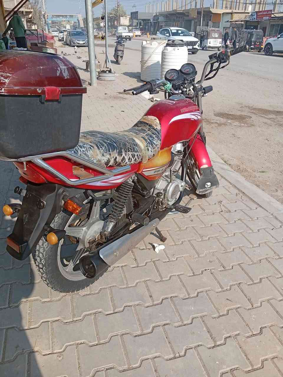 سلام عليكم دراجه دايون عضم للبيع موديل 19 اوراق أصولي مكفوله الدراجه السعر 850وبيه مجال العنوان بابل المسيب الاستفسار***********
