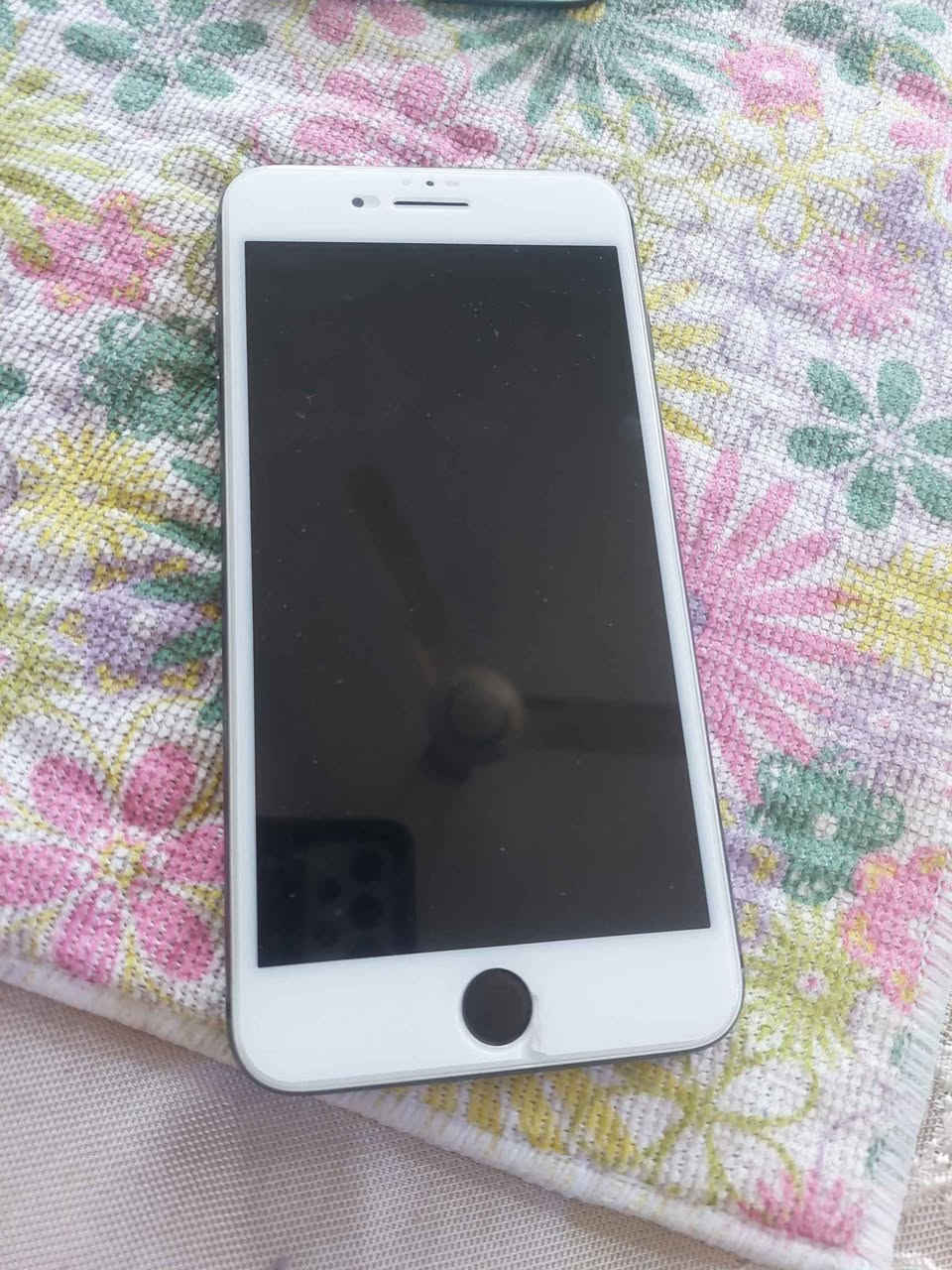 ايفن أيت بلاص ذاكره ١٢٨ مكفول من كلشي ميصرف شحن ابد جهاز جديد ومثل ما موضح بلصور سعر ١٥٠ وبي مجال رقم *********** المكان الجسر الدوار مال التاجي بغداد, العراق
