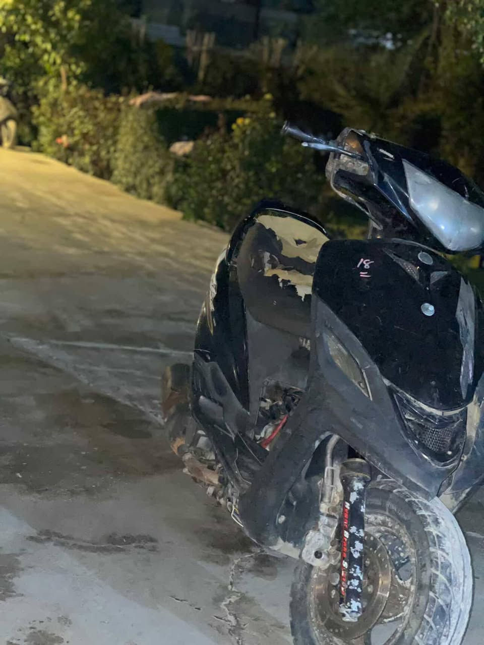 سلام عليكم اخواني 
دراجه شغاله كلشي مابيهه فقط شگ بالتاير الخلفي و بيهه ملاحضات بسيطه نص هندر فقط و كهربائيات أكو قطع بيهن الدراجه خير من الله انطيك بيهه ضمان متعطل عندك 
السعر ب 250 و بيهه مجال حگ جيه الي يحب يراسلني مازنجر 💙


**إذا كنت صاحب هذا الإعلان وتريد حذفه لأي سبب، رجاءا أرسل رسالة إلى الدعم الفني**