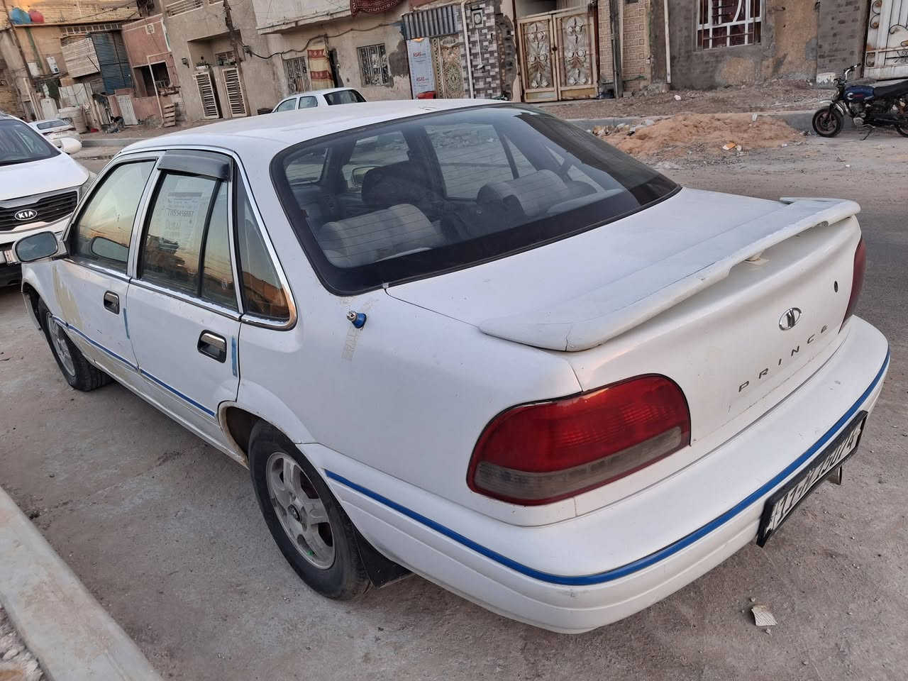 برنس فراشه 1996 ابيض بلاديه بدون ضربه ولا تبديل ولا صبغ محرك مسكر جيد جدا كير اوتو خير من الله تبريد شغال كهربائيات كله شغاله دواخله كلش نظيفه سنتر لك رقم بغداد انكليزي وبأسمي مكان بغداد مدينة الصدر  السعر 35 للأتصال ***********
