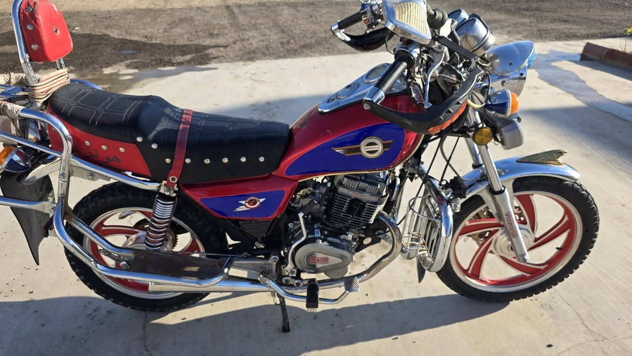 السلام عليكم جونده م 2019 طالعه نهاية 24 نضيفه احلا من الصوره  عوزها شغلات بسيطه أوراق اكاتبك وي الوكيل وكيلها حله سعر مليون و 100 وبيها مجال ***********
