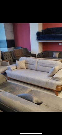 تخم مودرن جديد للبيع  كراسي4  تخم يتحول اسره عدد 2  لون OFF white     ...